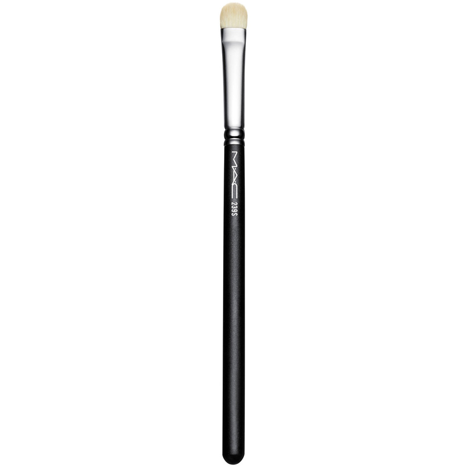 Cosmetics 239S Eye Shader Brush