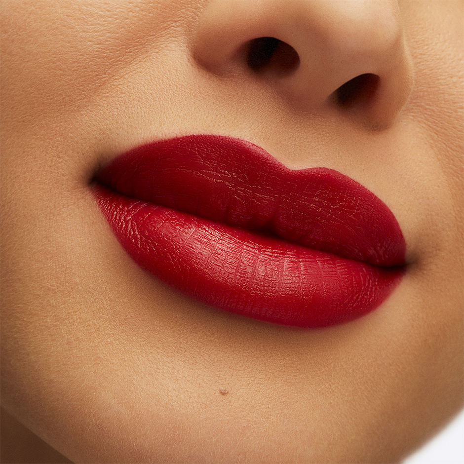 Love Me Lipstick
