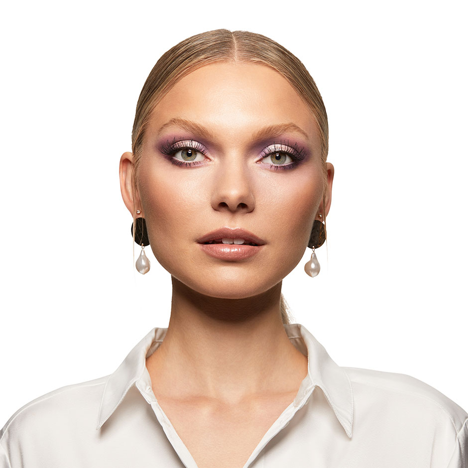 Eye shadow palette