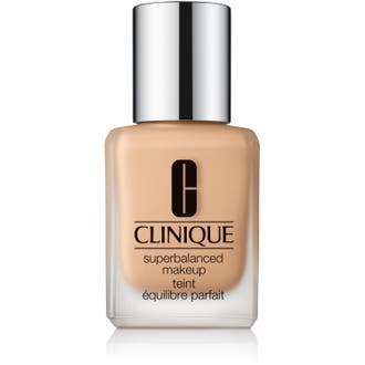 Superbalanced Makeup