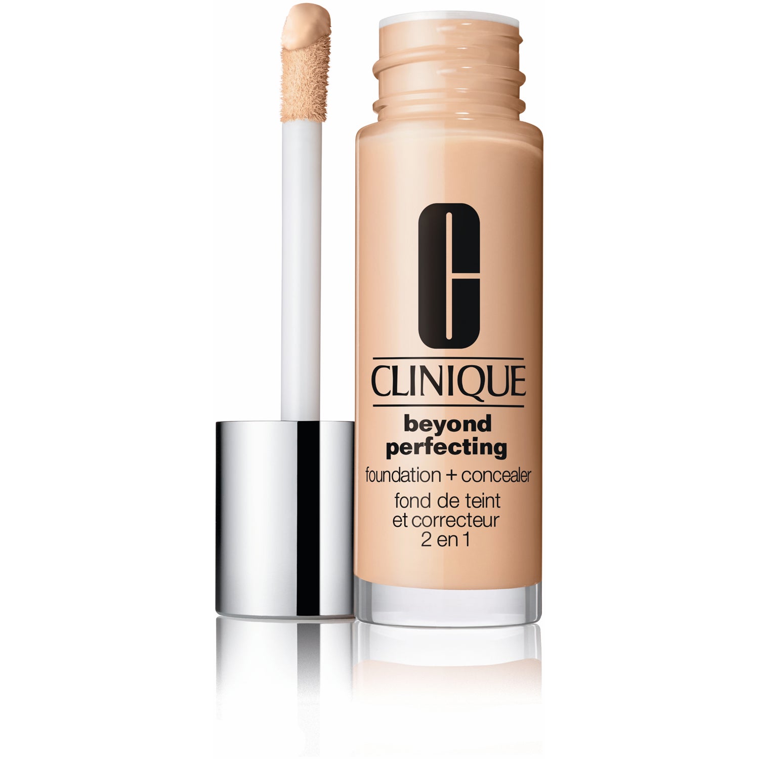 Beyond Perfecting Foundation + Concealer 30 ml (Farge: CN 10 Alablaster)