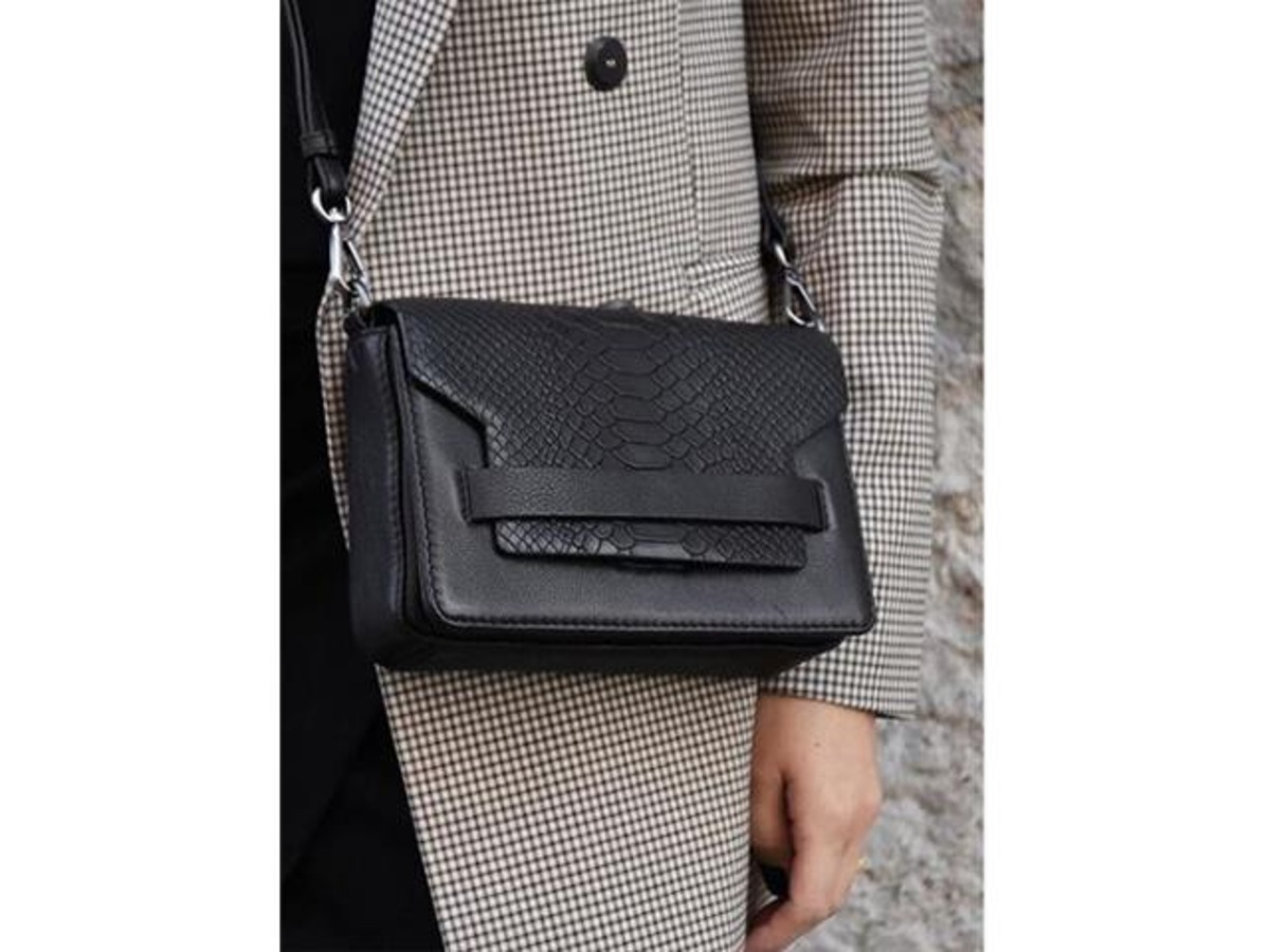 Vanya Crossbody Snake